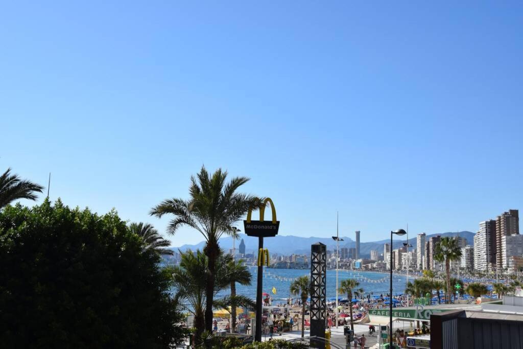 Apartamento En El Paseo Maritimo De Benidorm Zewnętrze zdjęcie